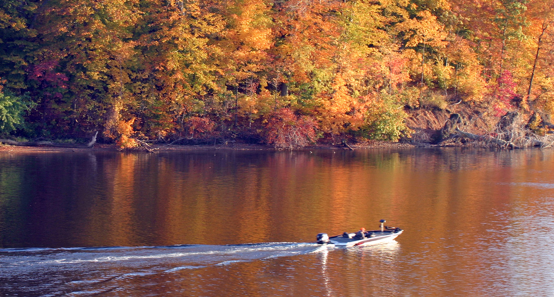 Fall Freshwater Bass Fishing in the USA